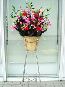 ���i�ԍ� iw0004